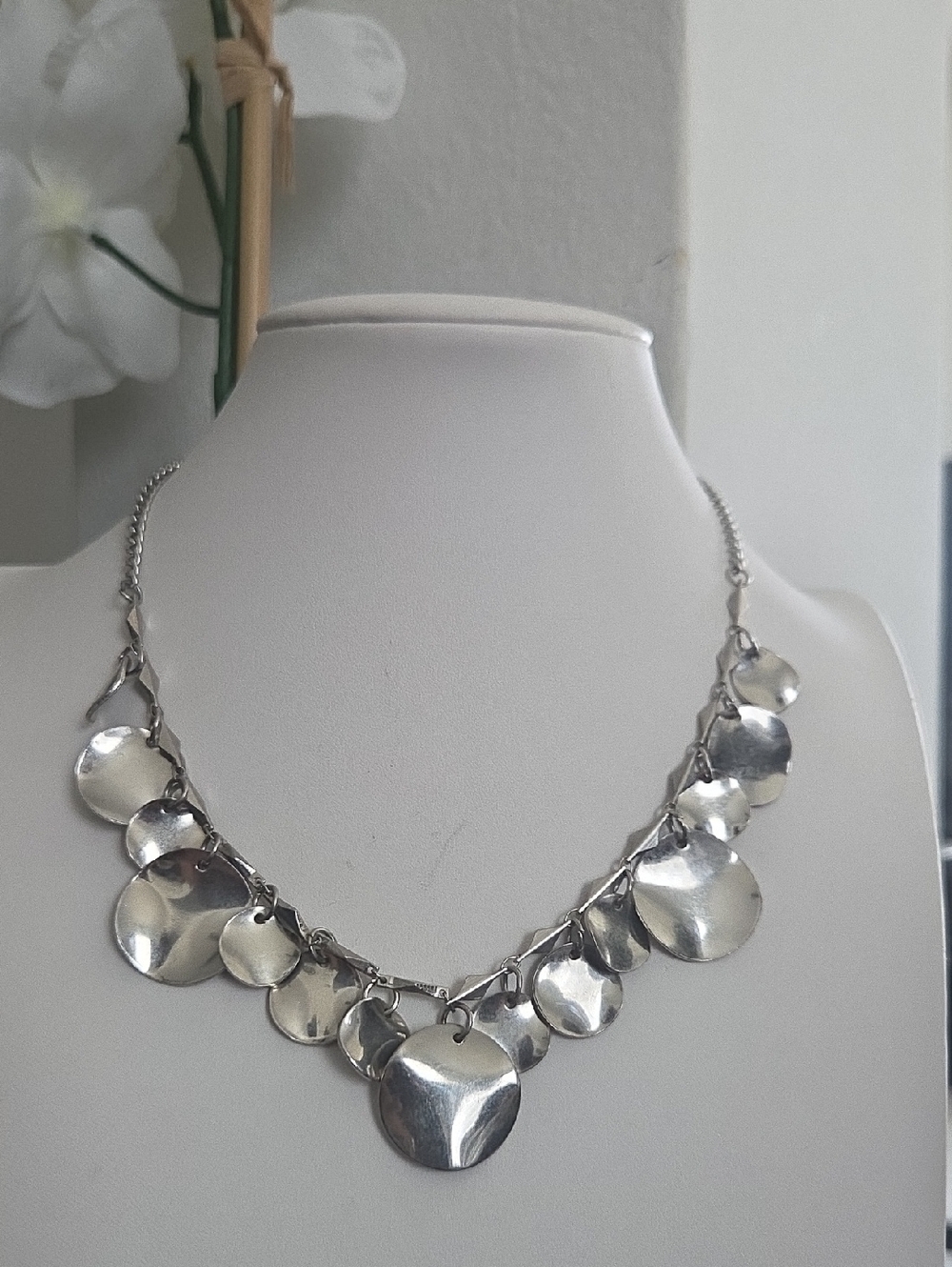 Paparazzu Glisten Closely Silver Necklace NWT